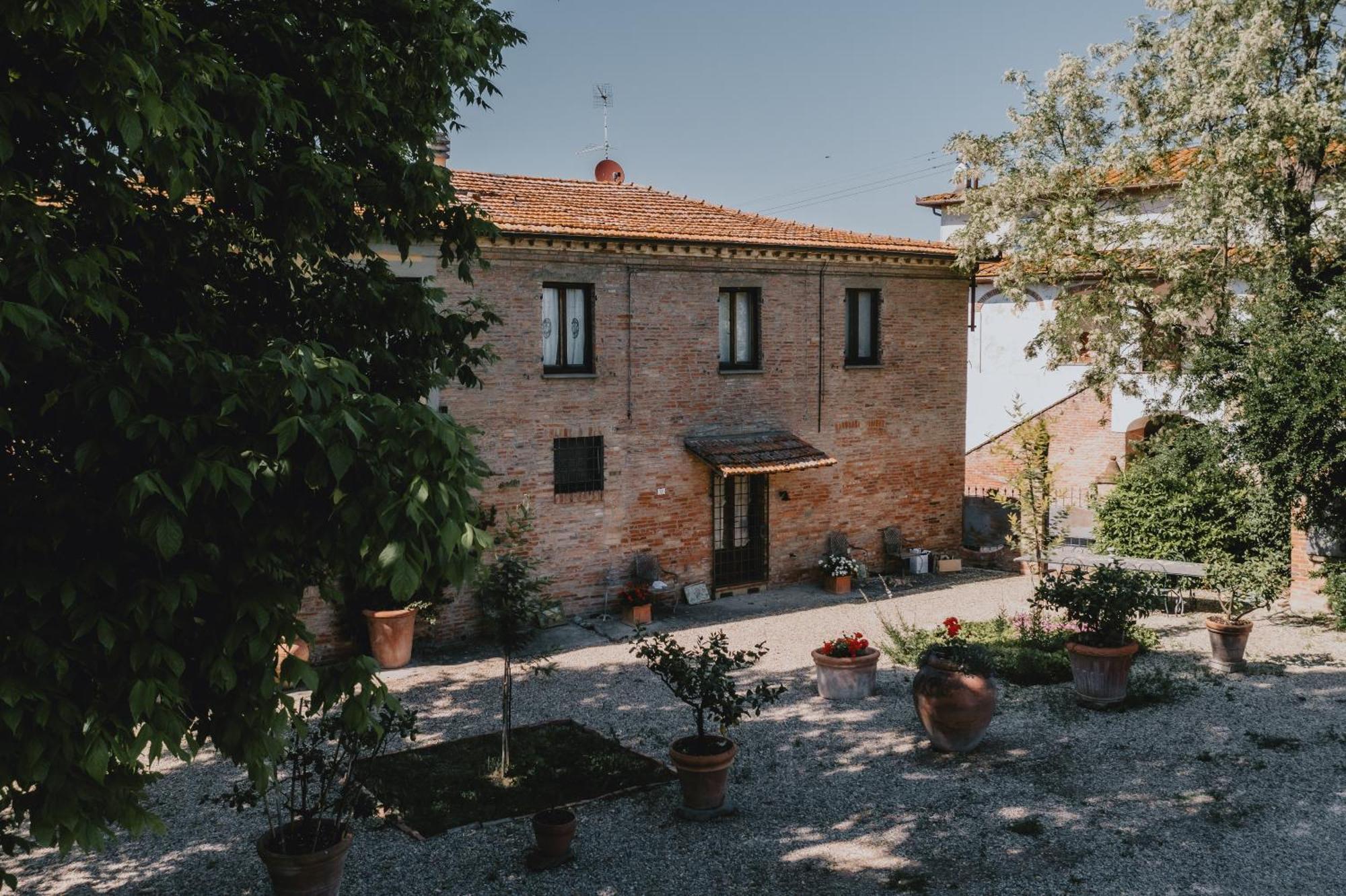 Podere Biagio Valiano Exterior foto
